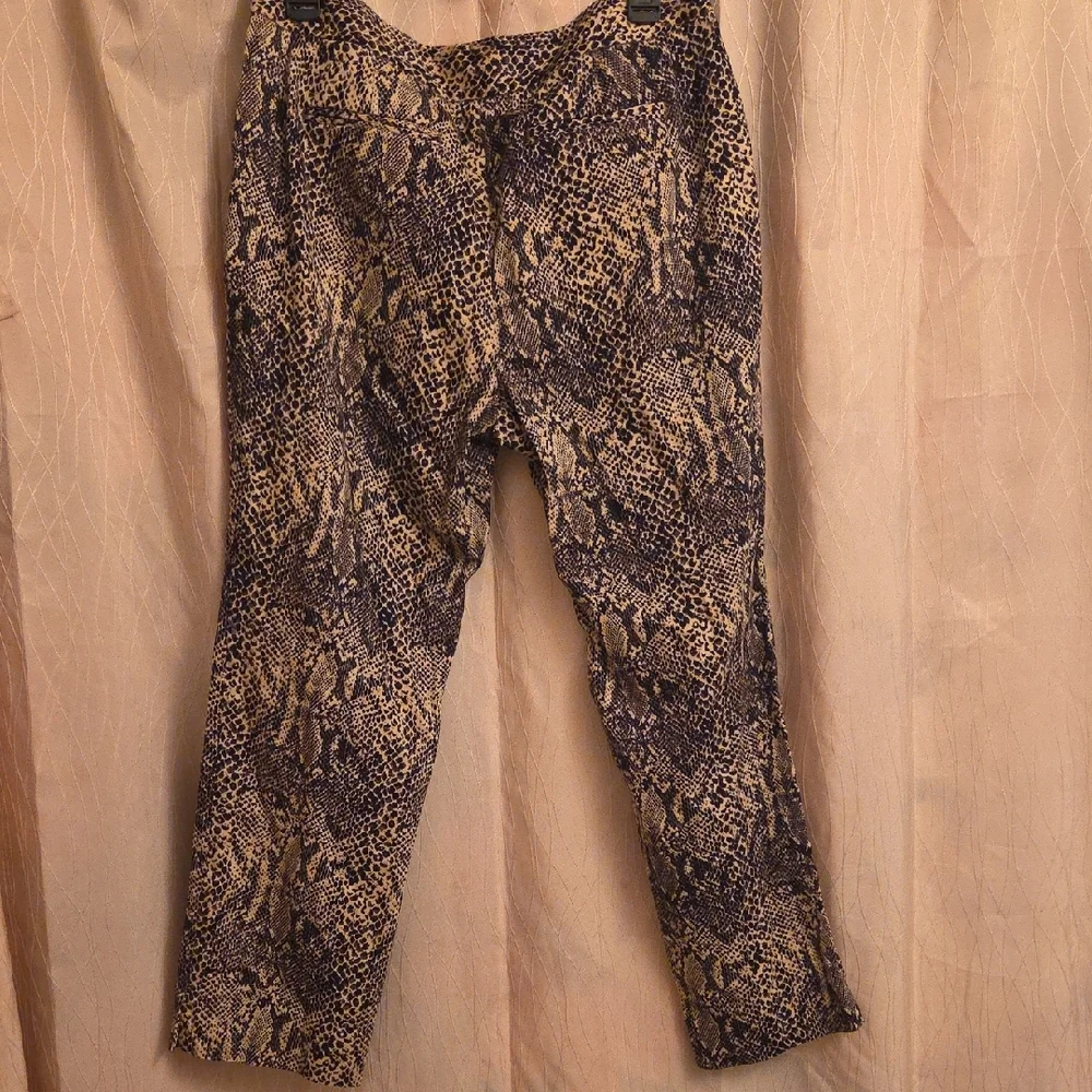 Rafaella Brown and Beige Leopard Print‎ Pants